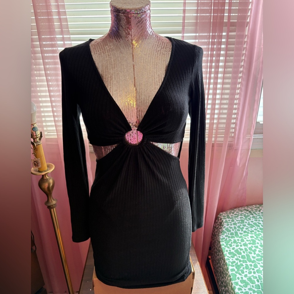 Forever 21 cut out dress